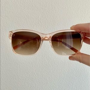 NWOT Elle sunglasses